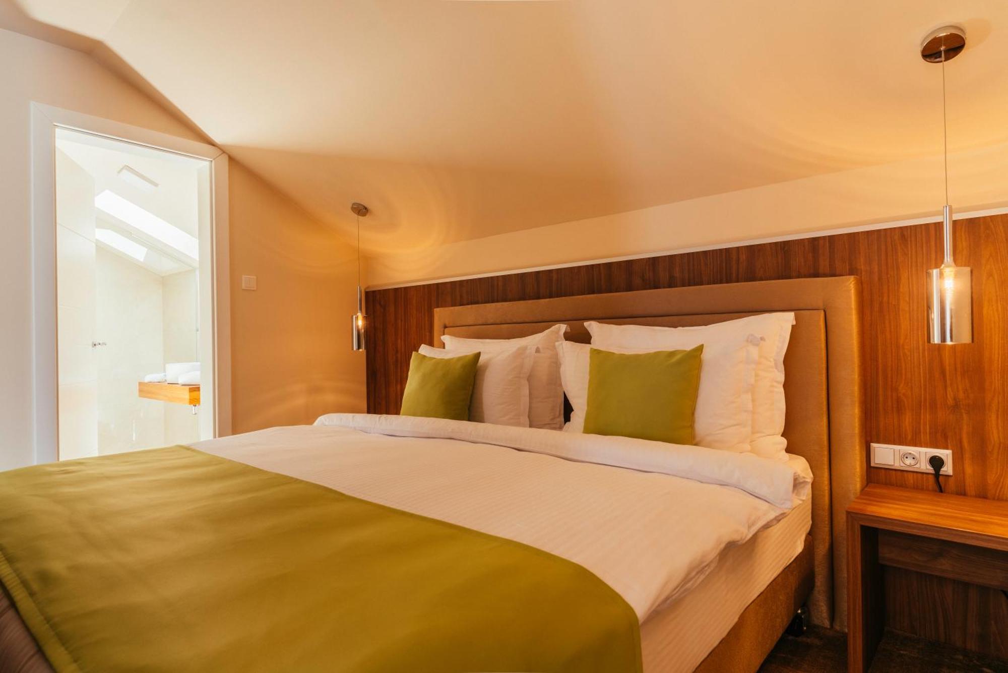 B&B Pensiunea Gambrinus ****