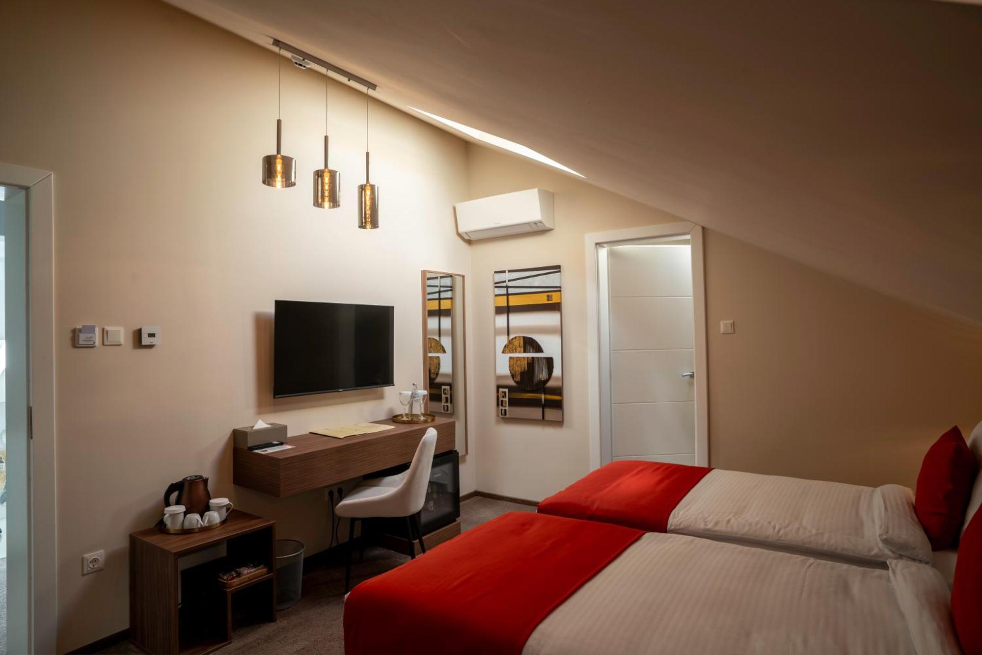 Pensiunea Gambrinus **** B&B *